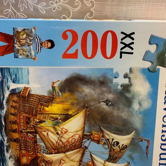 *NEW *Ravensburger puzzle 200 pc #127719 2006 Pirate Ships - Picture 11 of 11